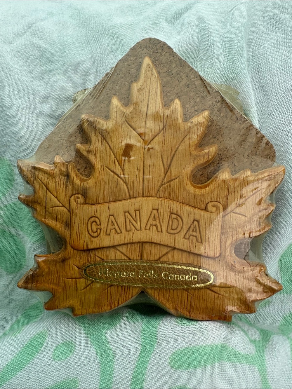 Canada Maple Leaf set of 6 cork Coasters 1 unit